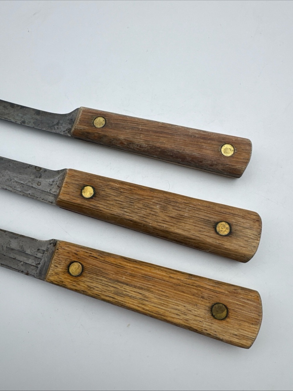 VTG OLD HICKORY Tru-Edge Ontario (2) Knifes 6” + (1) 4.5” knife - Picture 7 of 8